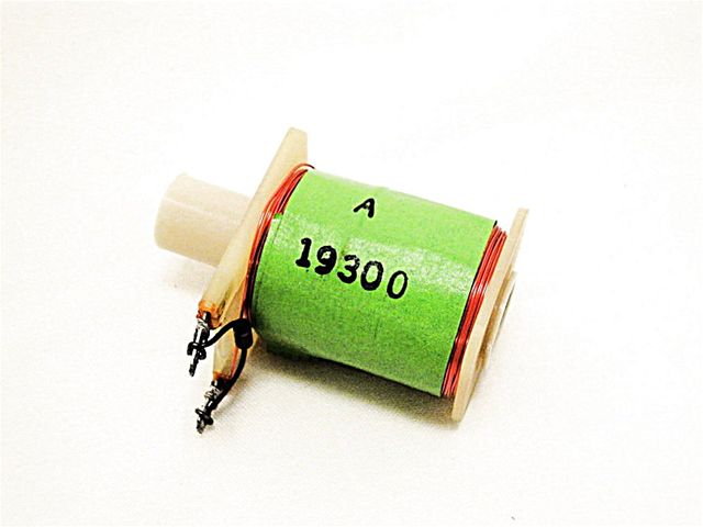 Gottlieb - Premier Pinball Coil A-19300