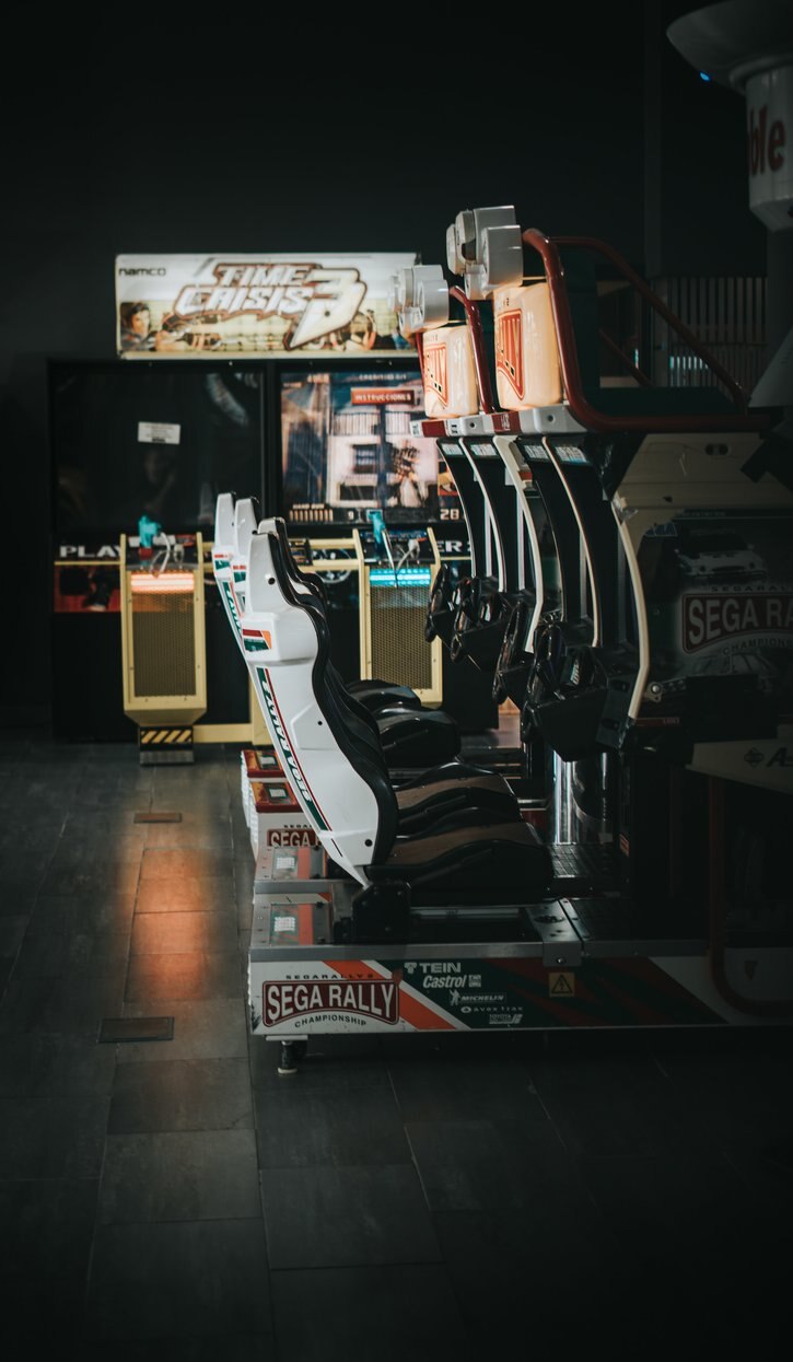 The Best Car and Racing Arcade Games from the 1980s | Game Room Guys
